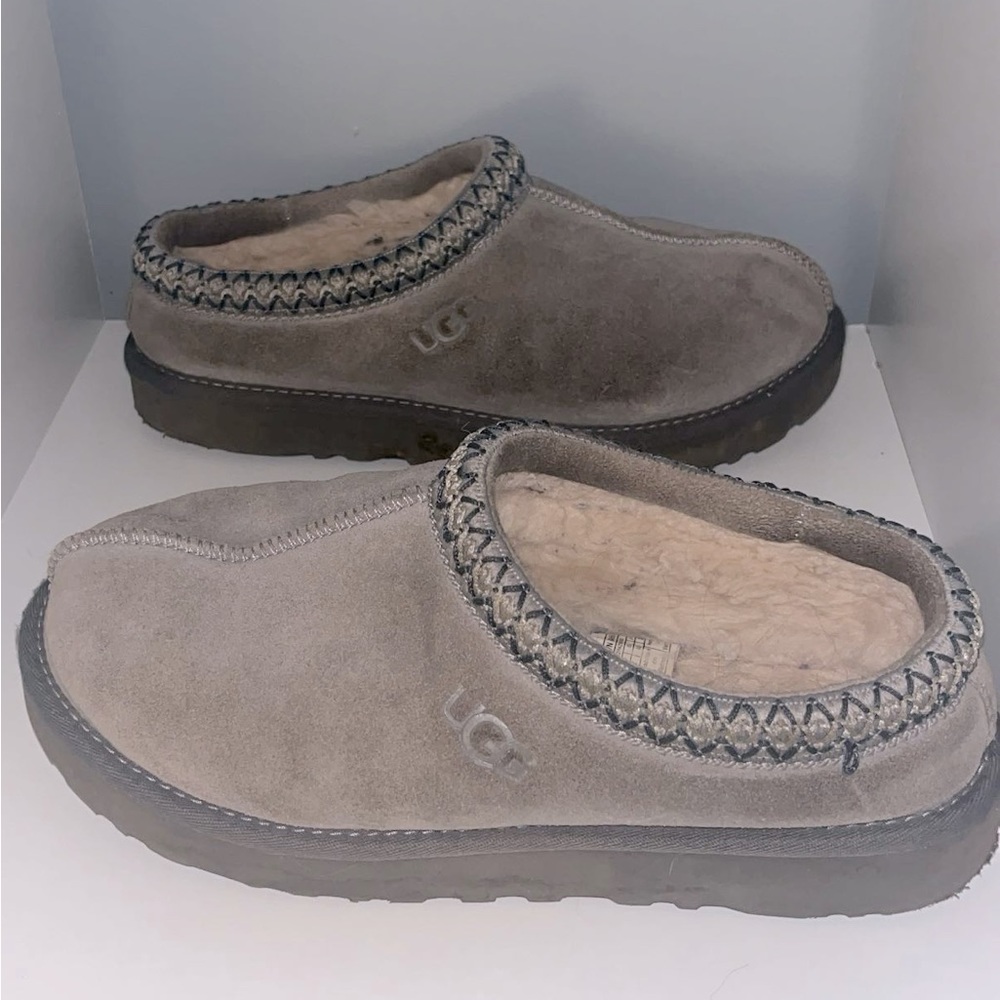 UGG Tasman Slipper Goose/Gray Color